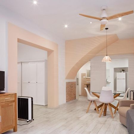 Loft Con Encanto En El Corazon Historico De Peralada Exterior photo