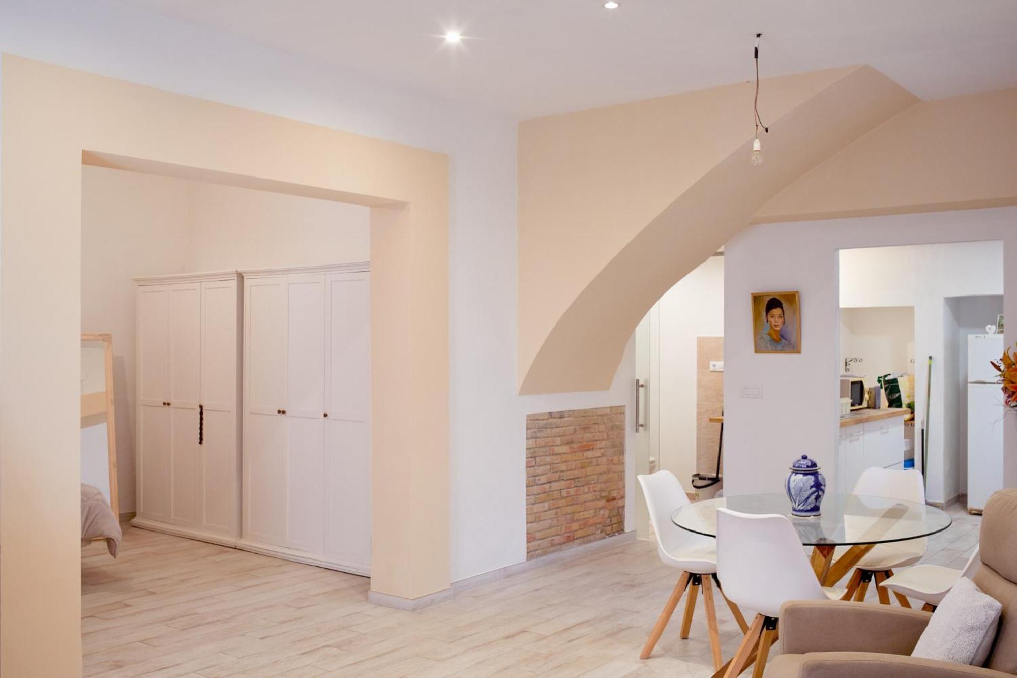 Loft Con Encanto En El Corazon Historico De Peralada Exterior photo